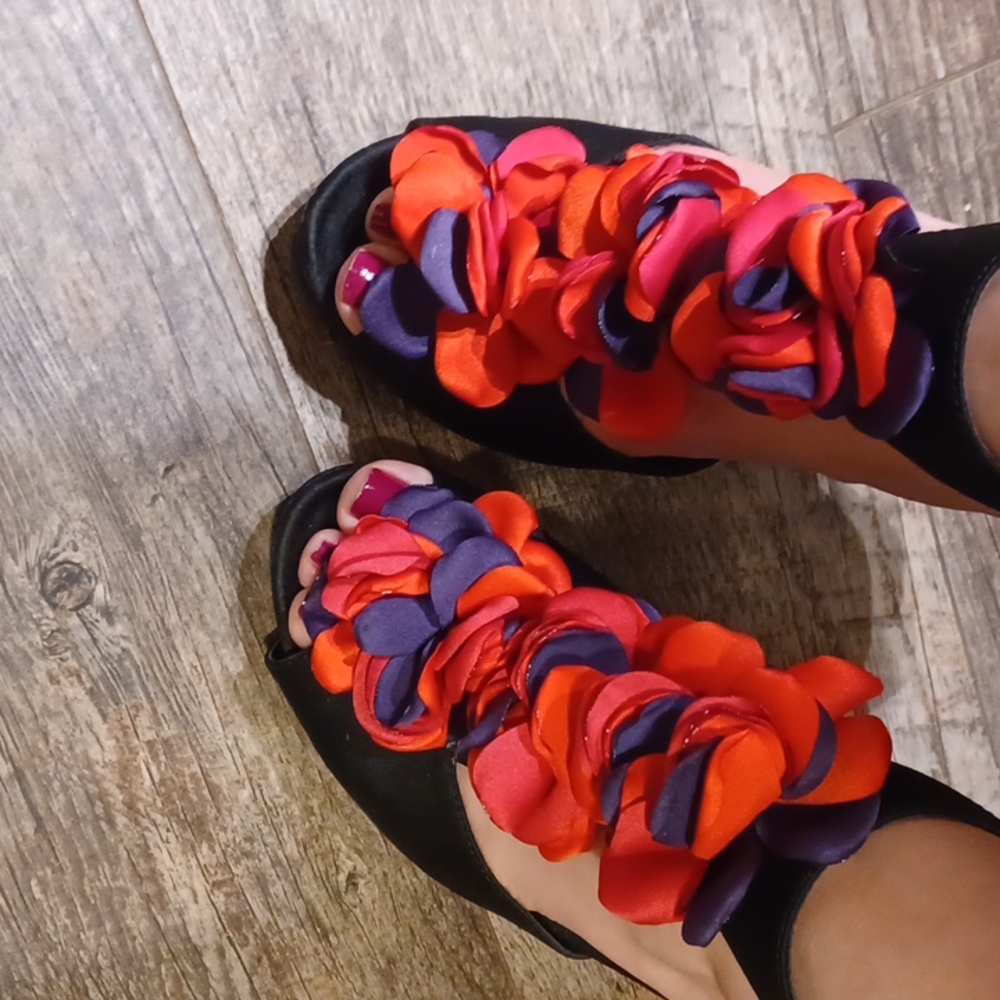 Call it Spring platforms - Picture 12 of 15
